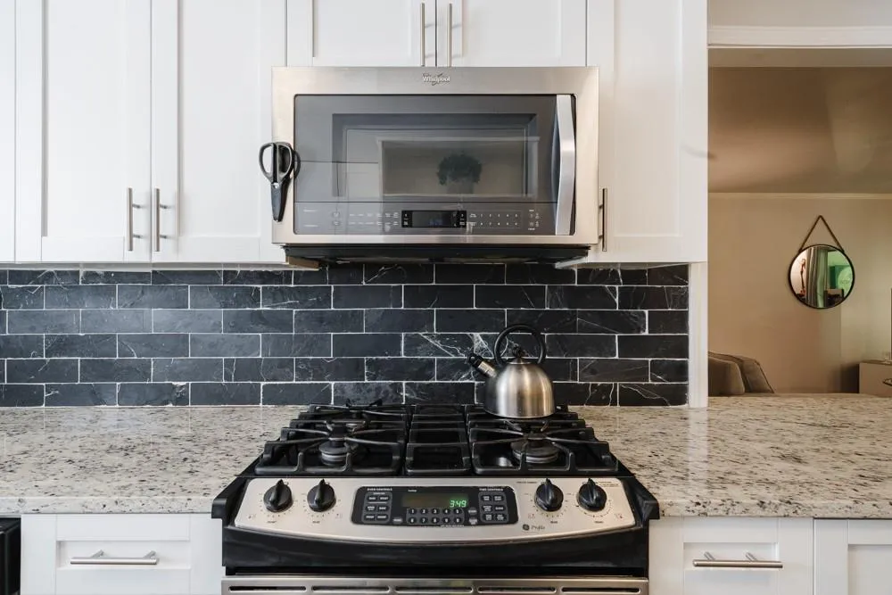 5400 Roswell Road Unit M11, Atlanta, Georgia 30342, 2 Bedrooms Bedrooms, ,2 BathroomsBathrooms,Residential,Sold,5400 Roswell Road Unit M11,6718606