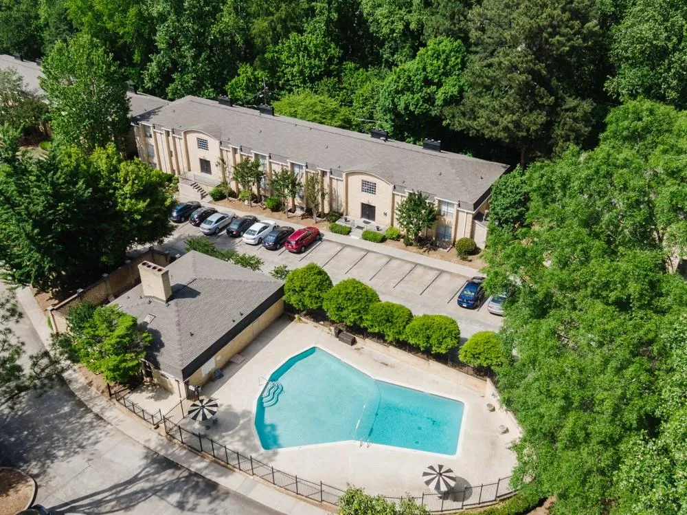 5400 Roswell Road Unit M11, Atlanta, Georgia 30342, 2 Bedrooms Bedrooms, ,2 BathroomsBathrooms,Residential,Sold,5400 Roswell Road Unit M11,6718606
