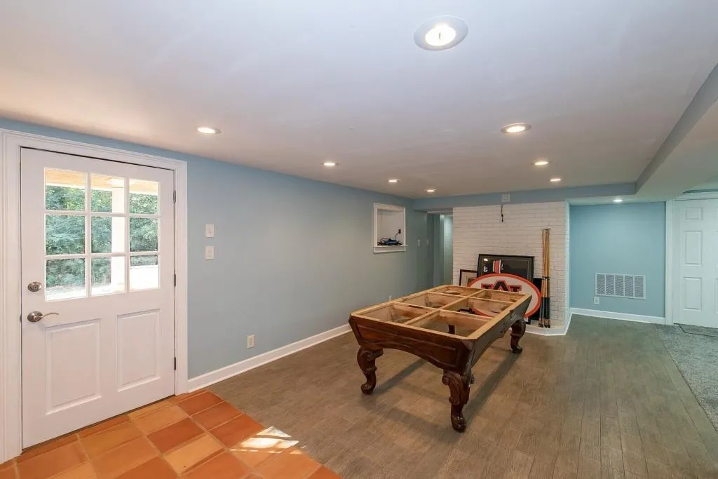 275 Elden Drive, Sandy Springs, Georgia 30342, 4 Bedrooms Bedrooms, ,4 BathroomsBathrooms,Residential,Sold,275 Elden Drive,7136609