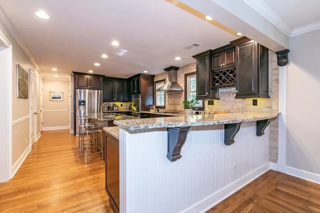 275 Elden Drive, Sandy Springs, Georgia 30342, 4 Bedrooms Bedrooms, ,4 BathroomsBathrooms,Residential,Sold,275 Elden Drive,7136609