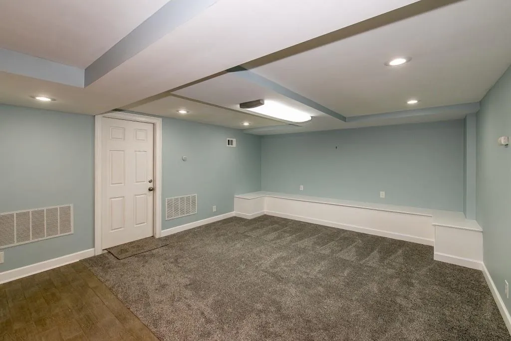 275 Elden Drive, Sandy Springs, Georgia 30342, 4 Bedrooms Bedrooms, ,4 BathroomsBathrooms,Residential,Sold,275 Elden Drive,7136609