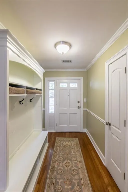 275 Elden Drive, Sandy Springs, Georgia 30342, 4 Bedrooms Bedrooms, ,4 BathroomsBathrooms,Residential,Sold,275 Elden Drive,7136609