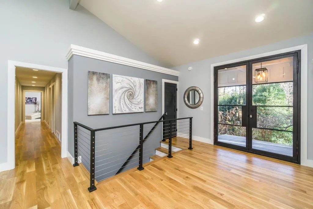 645 River Valley Road Nw, Atlanta, Georgia 30328, 4 Bedrooms Bedrooms, ,4 BathroomsBathrooms,Residential,Sold,645 River Valley Road Nw,6843268