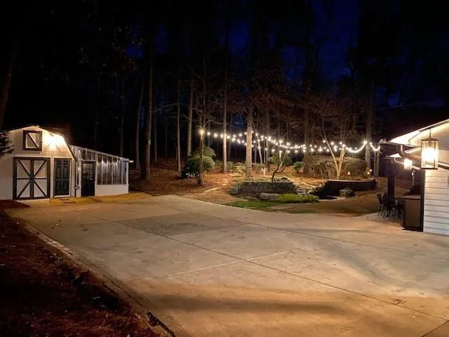 645 River Valley Road Nw, Atlanta, Georgia 30328, 4 Bedrooms Bedrooms, ,4 BathroomsBathrooms,Residential,Sold,645 River Valley Road Nw,6843268