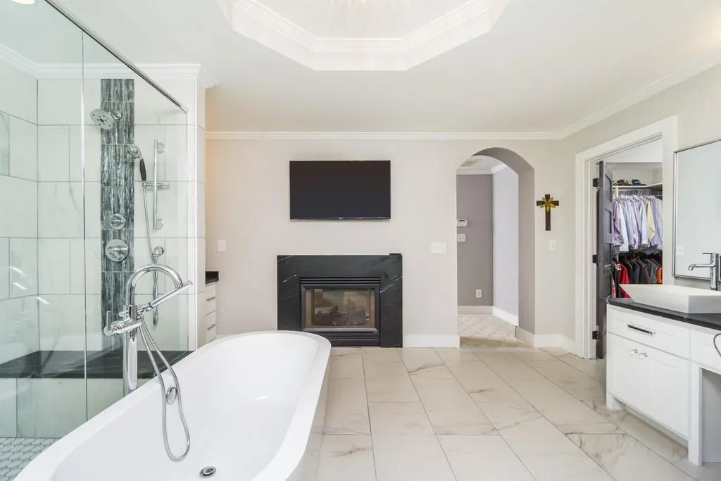 645 River Valley Road Nw, Atlanta, Georgia 30328, 4 Bedrooms Bedrooms, ,4 BathroomsBathrooms,Residential,Sold,645 River Valley Road Nw,6843268