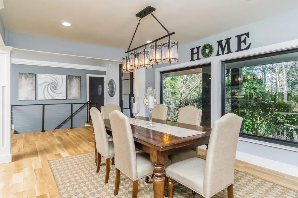 645 River Valley Road Nw, Atlanta, Georgia 30328, 4 Bedrooms Bedrooms, ,4 BathroomsBathrooms,Residential,Sold,645 River Valley Road Nw,6843268