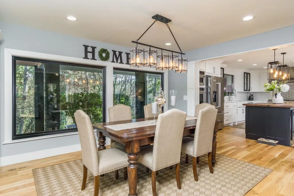 645 River Valley Road Nw, Atlanta, Georgia 30328, 4 Bedrooms Bedrooms, ,4 BathroomsBathrooms,Residential,Sold,645 River Valley Road Nw,6843268