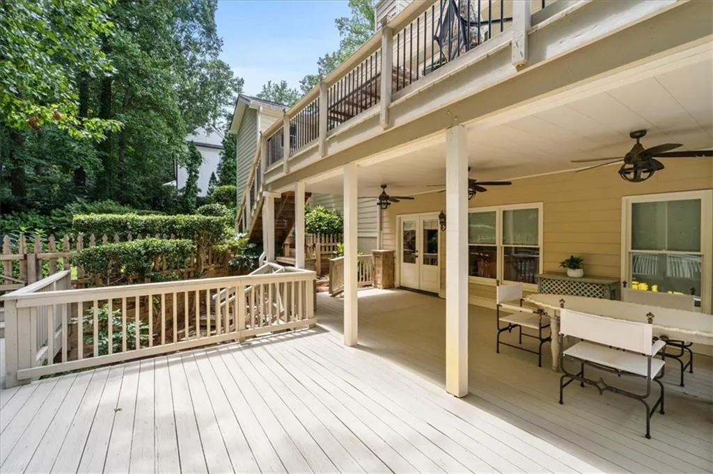4449 Glengary Drive Ne, Atlanta, Georgia 30342, 3 Bedrooms Bedrooms, ,3 BathroomsBathrooms,Residential,For Sale,4449 Glengary Drive Ne,7645262