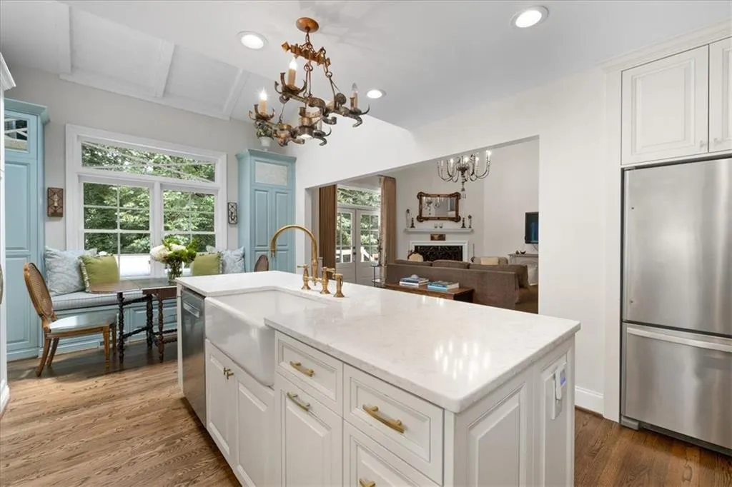 4449 Glengary Drive Ne, Atlanta, Georgia 30342, 3 Bedrooms Bedrooms, ,3 BathroomsBathrooms,Residential,For Sale,4449 Glengary Drive Ne,7645262