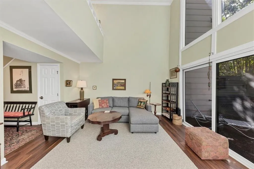 45 Forrest Place, Atlanta, Georgia 30328, 4 Bedrooms Bedrooms, ,2 BathroomsBathrooms,Residential,For Sale,45 Forrest Place,7663986