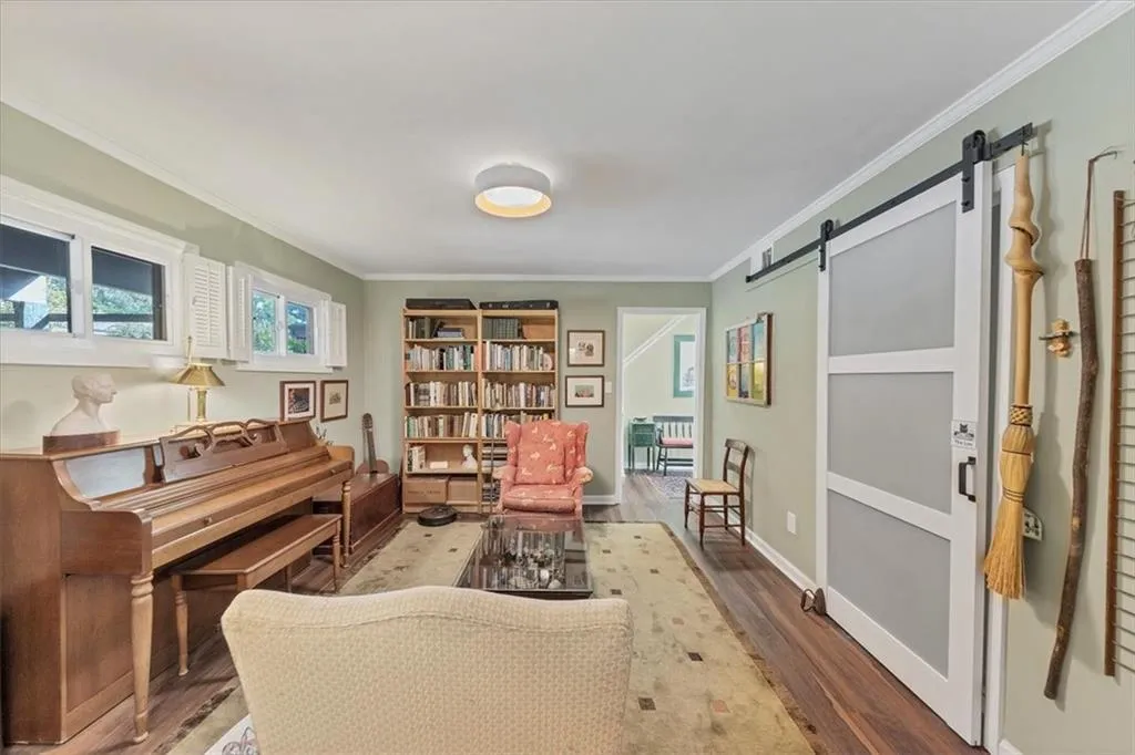 45 Forrest Place, Atlanta, Georgia 30328, 4 Bedrooms Bedrooms, ,2 BathroomsBathrooms,Residential,For Sale,45 Forrest Place,7663986