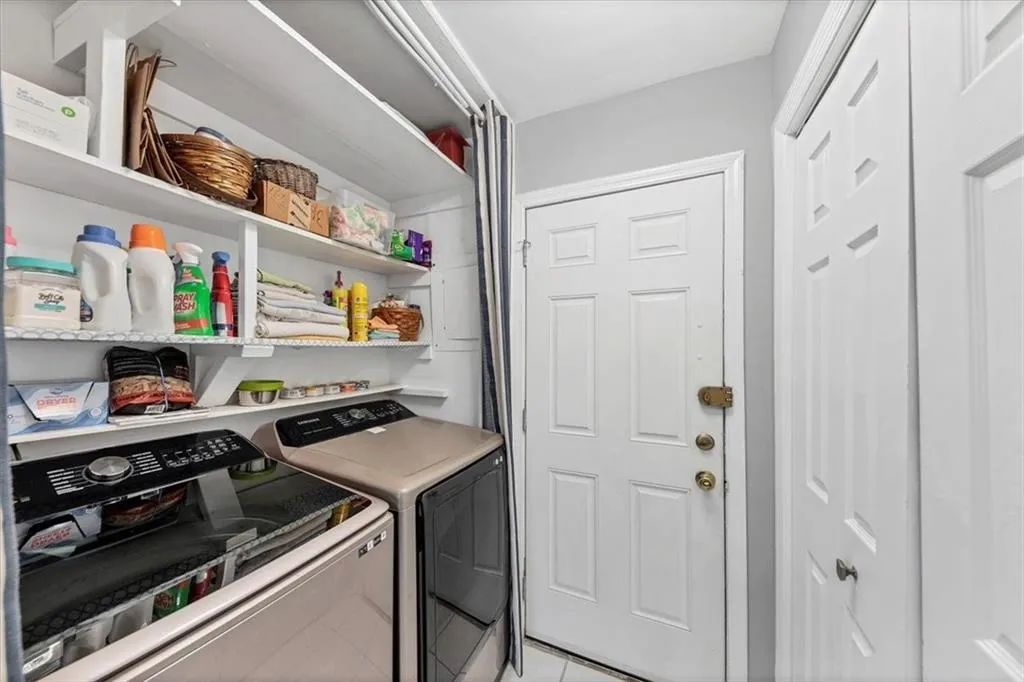 45 Forrest Place, Atlanta, Georgia 30328, 3 Bedrooms Bedrooms, ,2 BathroomsBathrooms,Residential,For Sale,45 Forrest Place,7663986