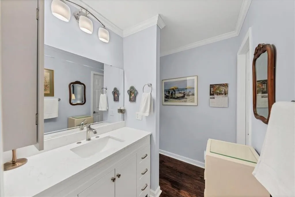 45 Forrest Place, Atlanta, Georgia 30328, 4 Bedrooms Bedrooms, ,2 BathroomsBathrooms,Residential,For Sale,45 Forrest Place,7663986