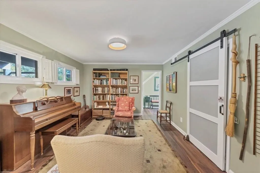 45 Forrest Place, Atlanta, Georgia 30328, 4 Bedrooms Bedrooms, ,2 BathroomsBathrooms,Residential,For Sale,45 Forrest Place,7663986
