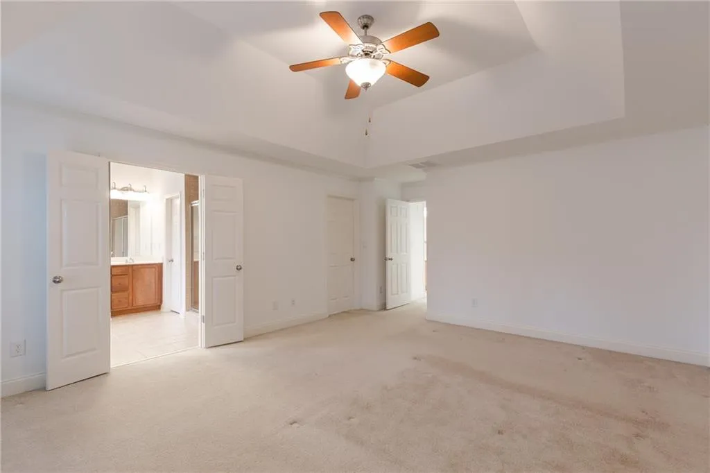 5553 Julian Place, Sandy Springs, Georgia 30342, 3 Bedrooms Bedrooms, ,3 BathroomsBathrooms,Residential,Sold,5553 Julian Place,5954711