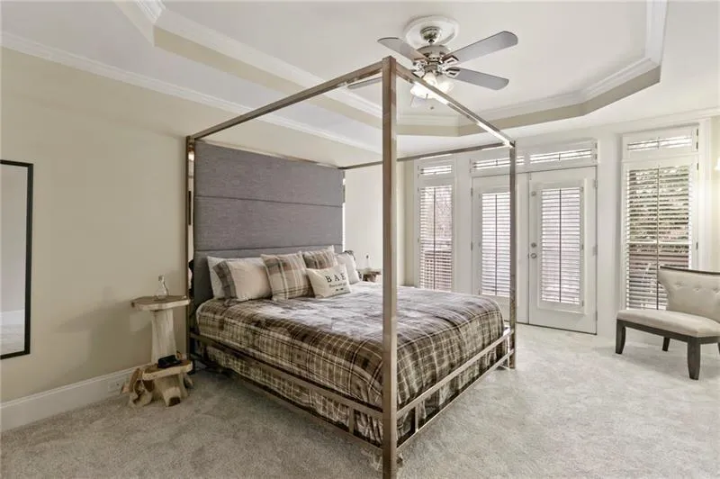 315 Nell Court, Atlanta, Georgia 30342, 4 Bedrooms Bedrooms, ,3 BathroomsBathrooms,Residential,Sold,315 Nell Court,6683103