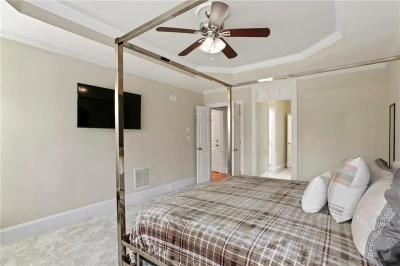 315 Nell Court, Atlanta, Georgia 30342, 4 Bedrooms Bedrooms, ,3 BathroomsBathrooms,Residential,Sold,315 Nell Court,6683103