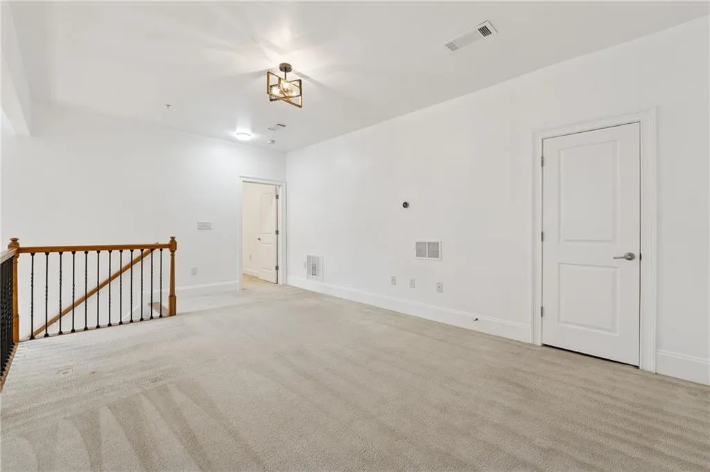 819 Perennial Drive, Atlanta, Georgia 30328, 3 Bedrooms Bedrooms, ,3 BathroomsBathrooms,Residential,For Sale,819 Perennial Drive,7599738