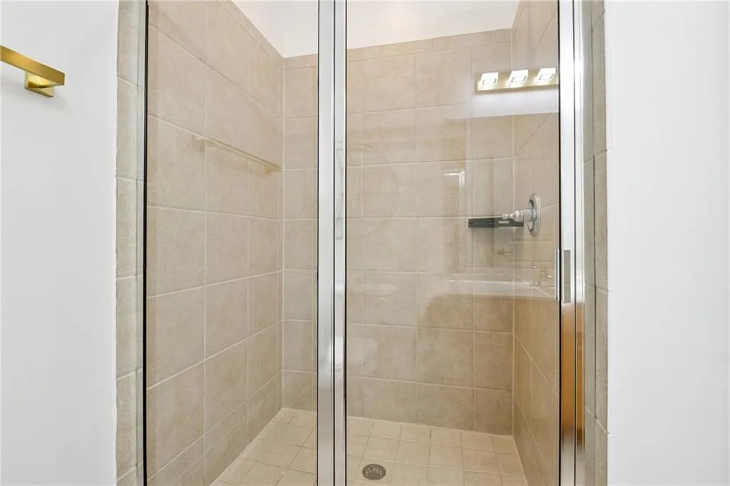 819 Perennial Drive, Atlanta, Georgia 30328, 3 Bedrooms Bedrooms, ,3 BathroomsBathrooms,Residential,For Sale,819 Perennial Drive,7599738