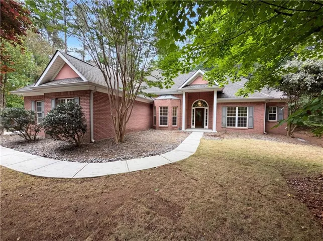 125 Farr Lake Drive, Tyrone, Georgia 30290