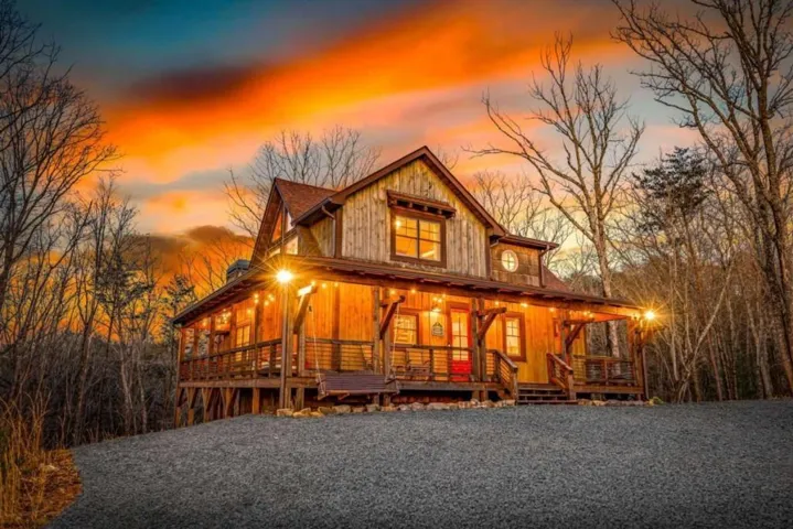 134 Cohutta Overlook Trail, Blue Ridge, Georgia 30513