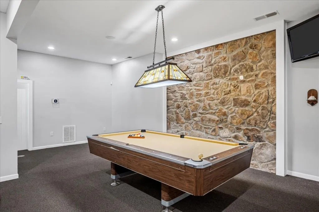 33 Dunwoody Springs Drive Unit 33, Atlanta, Georgia 30338, 2 Bedrooms Bedrooms, ,2 BathroomsBathrooms,Residential,Sold,33 Dunwoody Springs Drive Unit 33,7400369