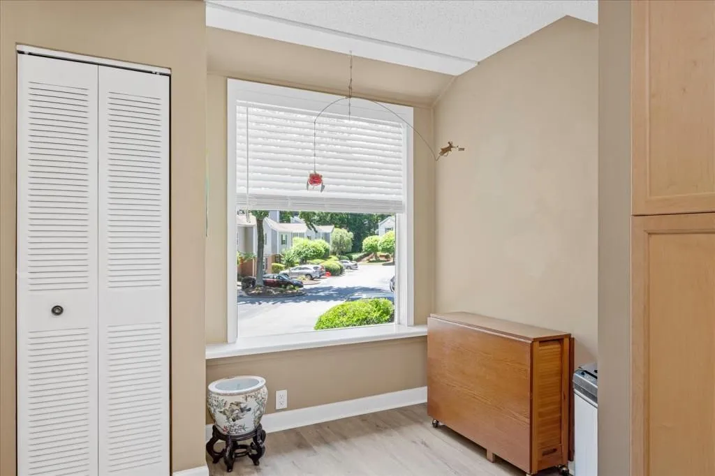 33 Dunwoody Springs Drive Unit 33, Atlanta, Georgia 30338, 2 Bedrooms Bedrooms, ,2 BathroomsBathrooms,Residential,Sold,33 Dunwoody Springs Drive Unit 33,7400369