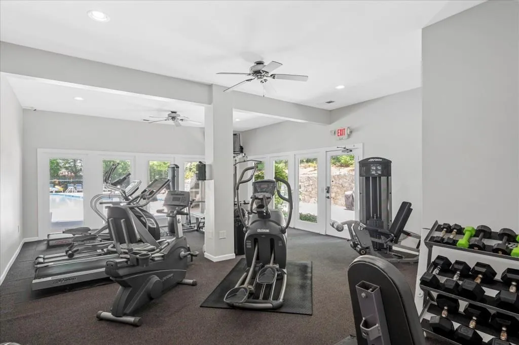 33 Dunwoody Springs Drive Unit 33, Atlanta, Georgia 30338, 2 Bedrooms Bedrooms, ,2 BathroomsBathrooms,Residential,Sold,33 Dunwoody Springs Drive Unit 33,7400369