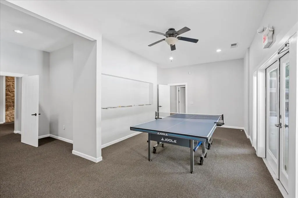 33 Dunwoody Springs Drive Unit 33, Atlanta, Georgia 30338, 2 Bedrooms Bedrooms, ,2 BathroomsBathrooms,Residential,Sold,33 Dunwoody Springs Drive Unit 33,7400369