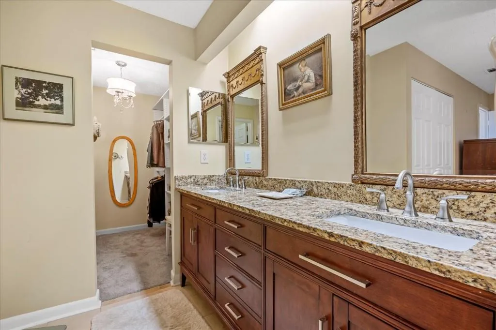 33 Dunwoody Springs Drive Unit 33, Atlanta, Georgia 30338, 2 Bedrooms Bedrooms, ,2 BathroomsBathrooms,Residential,Sold,33 Dunwoody Springs Drive Unit 33,7400369