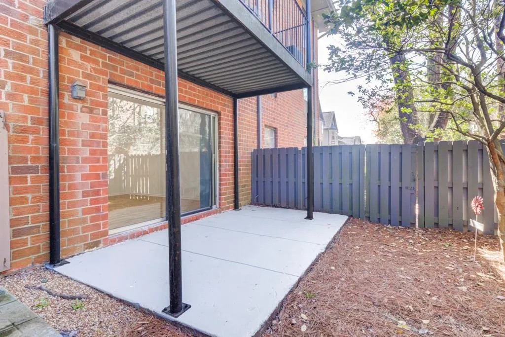 6851 Roswell Road Unit F27, Atlanta, Georgia 30328, 2 Bedrooms Bedrooms, ,2 BathroomsBathrooms,Residential,Sold,6851 Roswell Road Unit F27,7422665