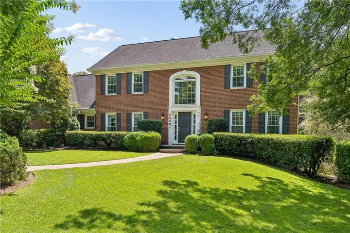 Welcome home to 5558 Naylor Court!