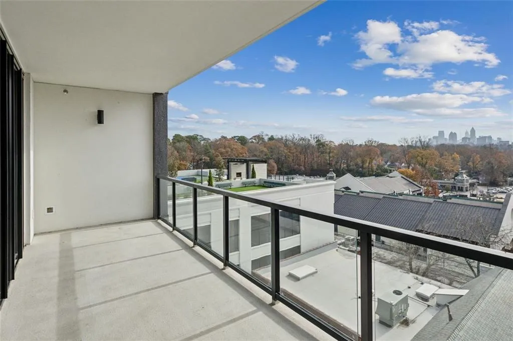 2425 Peachtree Unit 510, Atlanta, Georgia 30305, 2 Bedrooms Bedrooms, ,3 BathroomsBathrooms,Residential,For Sale,2425 Peachtree Unit 510,7498791