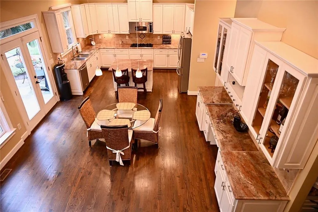 160 Trowbridge Road, Sandy Springs, Georgia 30350, 5 Bedrooms Bedrooms, ,5 BathroomsBathrooms,Residential,Sold,160 Trowbridge Road,6930057