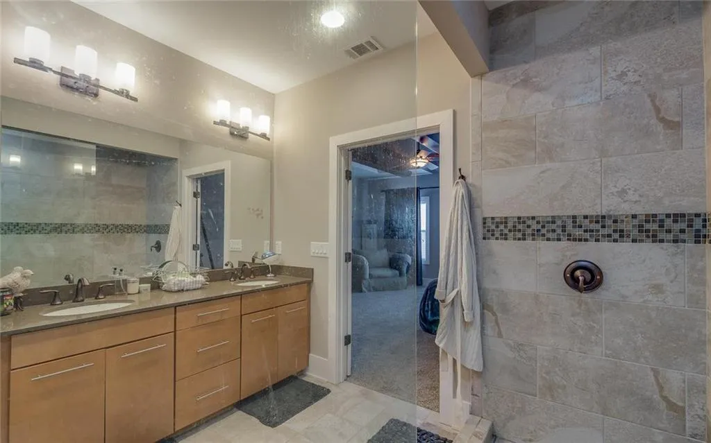 305 Alderwood Lane, Sandy Springs, Georgia 30328, 3 Bedrooms Bedrooms, ,3 BathroomsBathrooms,Residential,Sold,305 Alderwood Lane,5860540