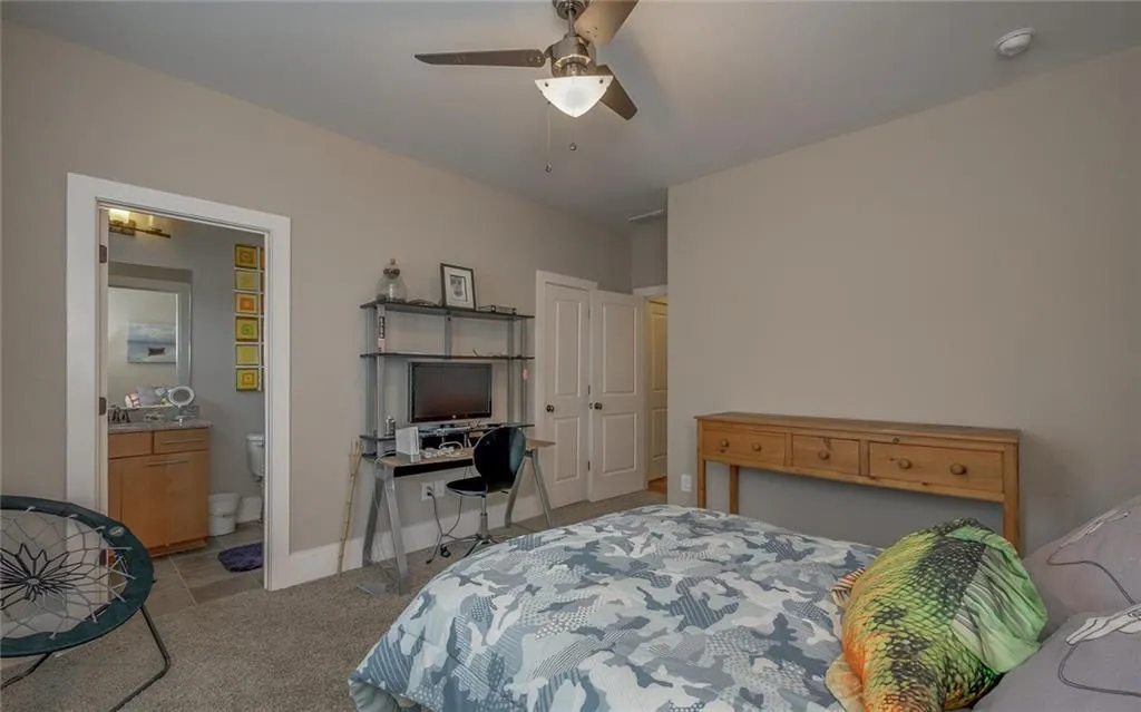 305 Alderwood Lane, Sandy Springs, Georgia 30328, 3 Bedrooms Bedrooms, ,3 BathroomsBathrooms,Residential,Sold,305 Alderwood Lane,5860540