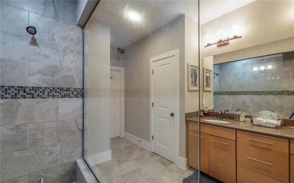 305 Alderwood Lane, Sandy Springs, Georgia 30328, 3 Bedrooms Bedrooms, ,3 BathroomsBathrooms,Residential,Sold,305 Alderwood Lane,5860540