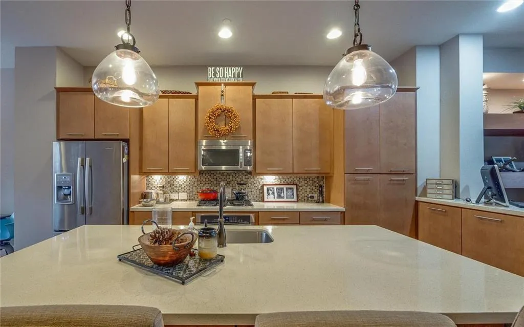 305 Alderwood Lane, Sandy Springs, Georgia 30328, 3 Bedrooms Bedrooms, ,3 BathroomsBathrooms,Residential,Sold,305 Alderwood Lane,5860540