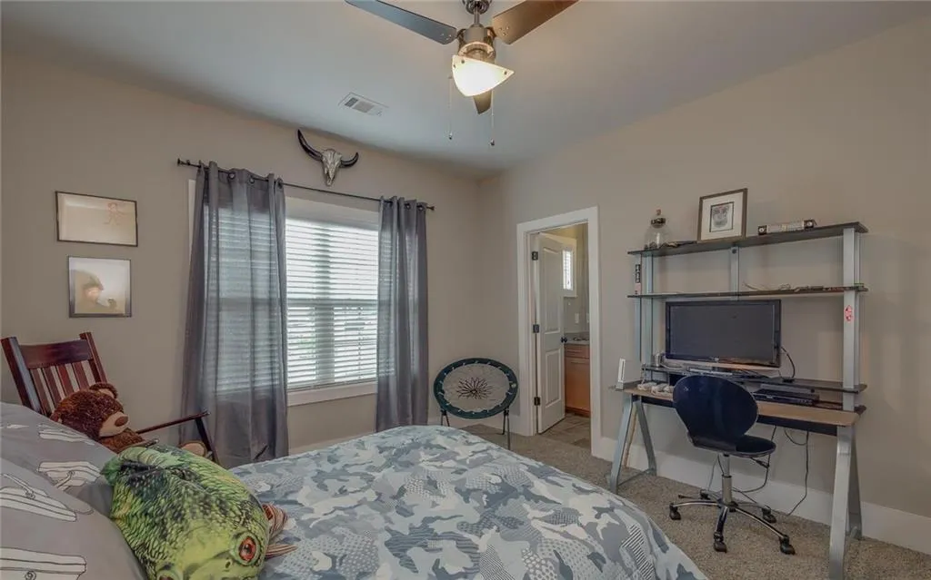 305 Alderwood Lane, Sandy Springs, Georgia 30328, 3 Bedrooms Bedrooms, ,3 BathroomsBathrooms,Residential,Sold,305 Alderwood Lane,5860540