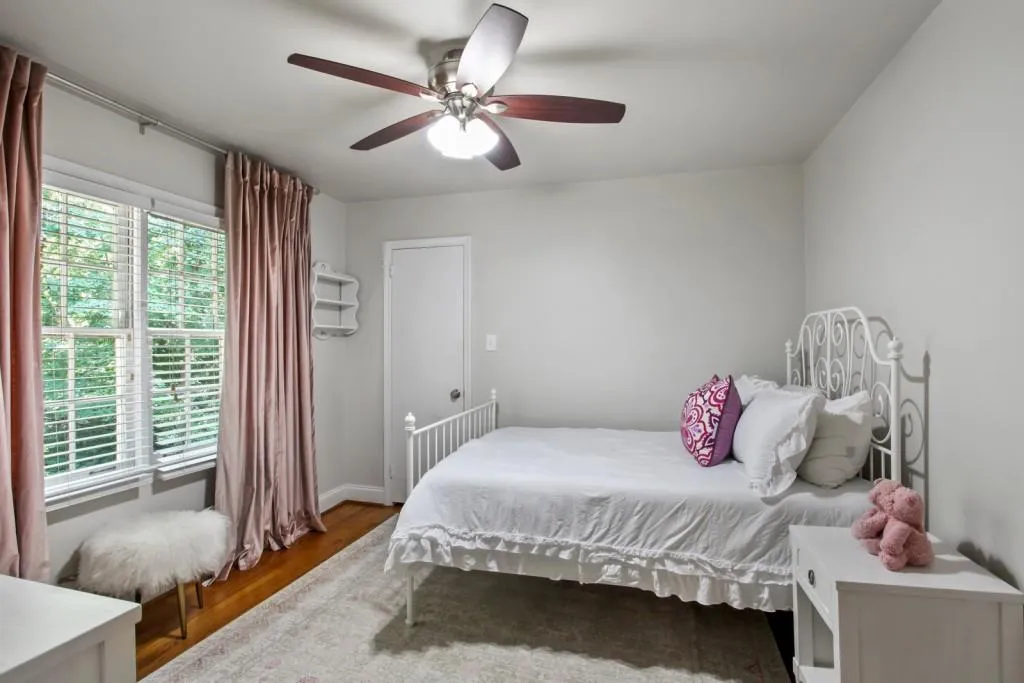 90 Bonnie Lane, Sandy Springs, Georgia 30328, 3 Bedrooms Bedrooms, ,2 BathroomsBathrooms,Residential,Sold,90 Bonnie Lane,6931337
