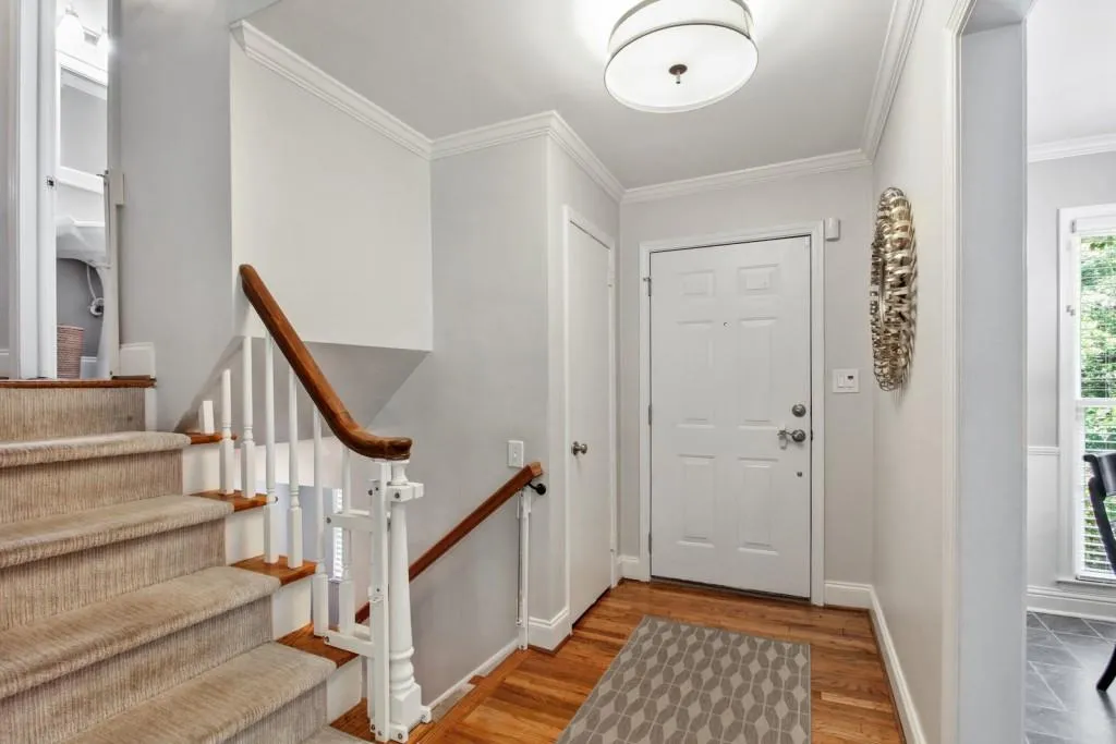 90 Bonnie Lane, Sandy Springs, Georgia 30328, 3 Bedrooms Bedrooms, ,2 BathroomsBathrooms,Residential,Sold,90 Bonnie Lane,6931337