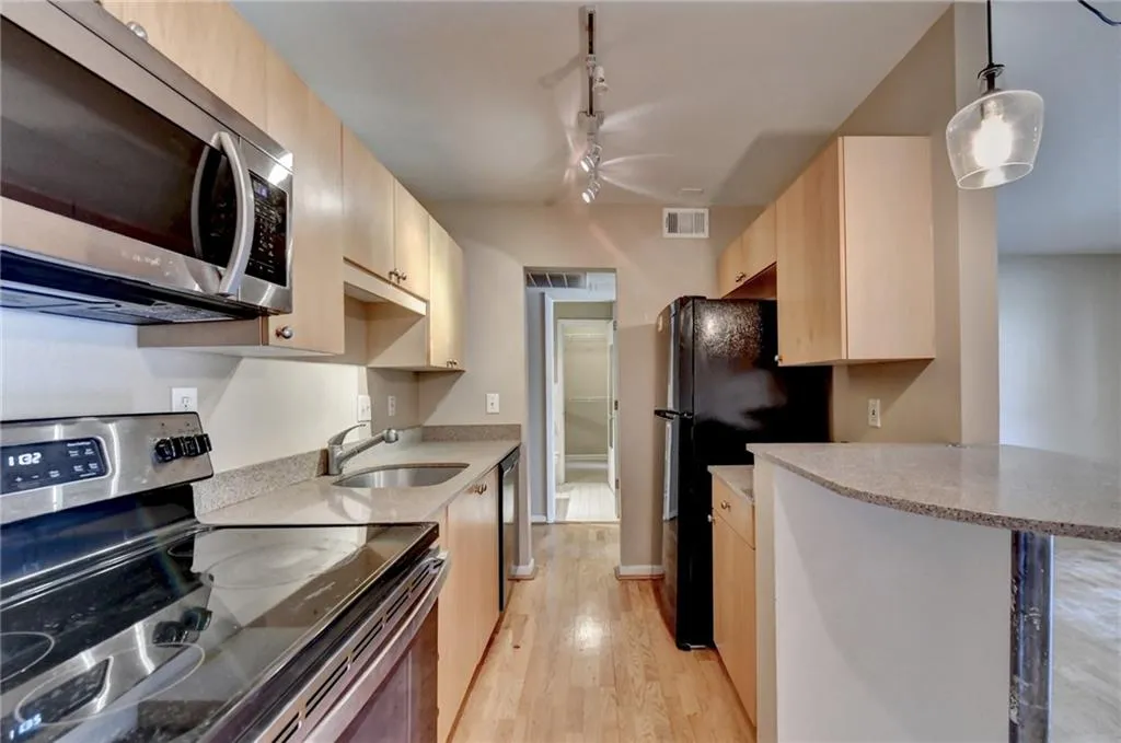 3501 Roswell Road Ne Unit 107, Atlanta, Georgia 30305, 1 Bedroom Bedrooms, 0 ,1 BathroomBathrooms,Residential,For Sale,3501 Roswell Road Ne Unit 107,7848863