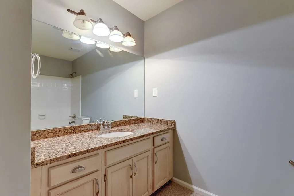 9128 Carroll Manor Drive, Sandy Springs, Georgia 30350, 2 Bedrooms Bedrooms, ,2 BathroomsBathrooms,Residential,Sold,9128 Carroll Manor Drive,6729047