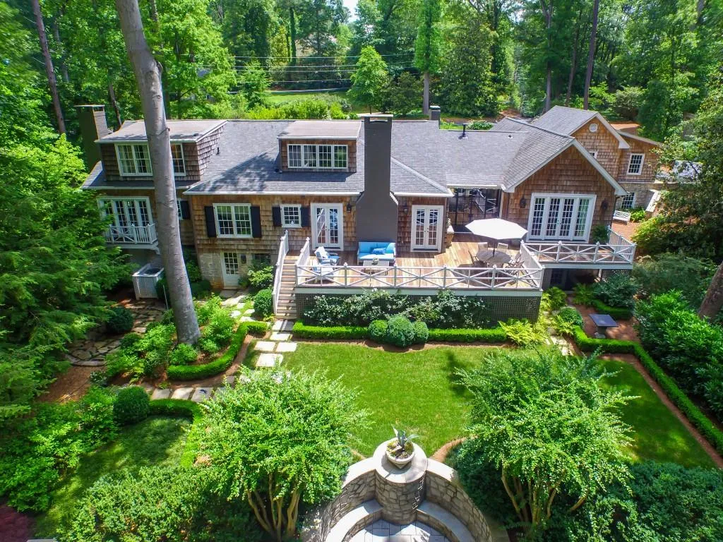 1290 West Wesley Road, Atlanta, Georgia 30327, 4 Bedrooms Bedrooms, ,4 BathroomsBathrooms,Residential,Sold,1290 West Wesley Road,5856076