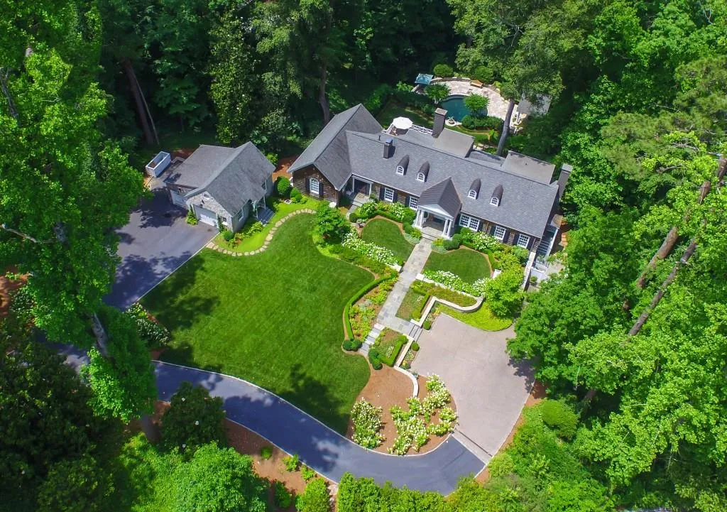 1290 West Wesley Road, Atlanta, Georgia 30327, 4 Bedrooms Bedrooms, ,4 BathroomsBathrooms,Residential,Sold,1290 West Wesley Road,5856076