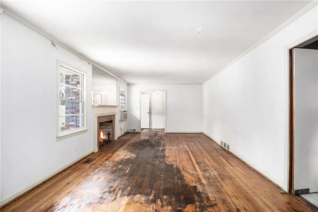 1880 Wellbourne Drive Ne, Atlanta, Georgia 30324, 3 Bedrooms Bedrooms, ,2 BathroomsBathrooms,Residential,For Sale,1880 Wellbourne Drive Ne,7662692