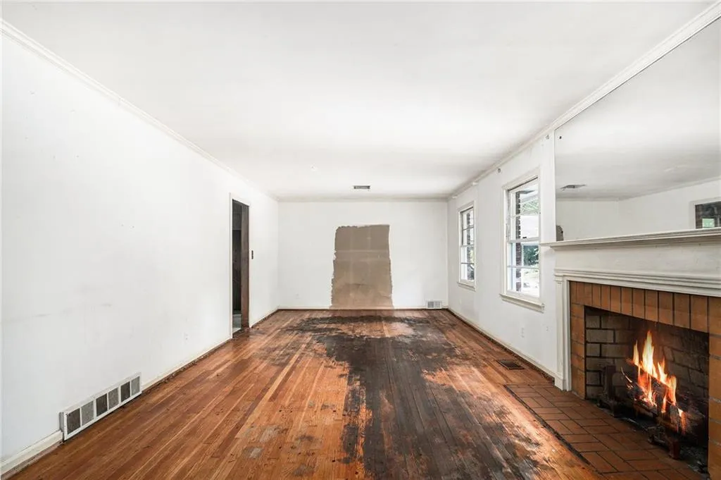 1880 Wellbourne Drive Ne, Atlanta, Georgia 30324, 3 Bedrooms Bedrooms, ,2 BathroomsBathrooms,Residential,For Sale,1880 Wellbourne Drive Ne,7662692