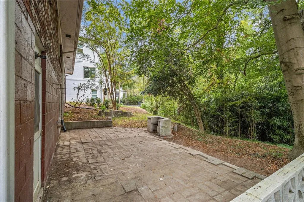 1880 Wellbourne Drive Ne, Atlanta, Georgia 30324, 3 Bedrooms Bedrooms, ,2 BathroomsBathrooms,Residential,For Sale,1880 Wellbourne Drive Ne,7662692