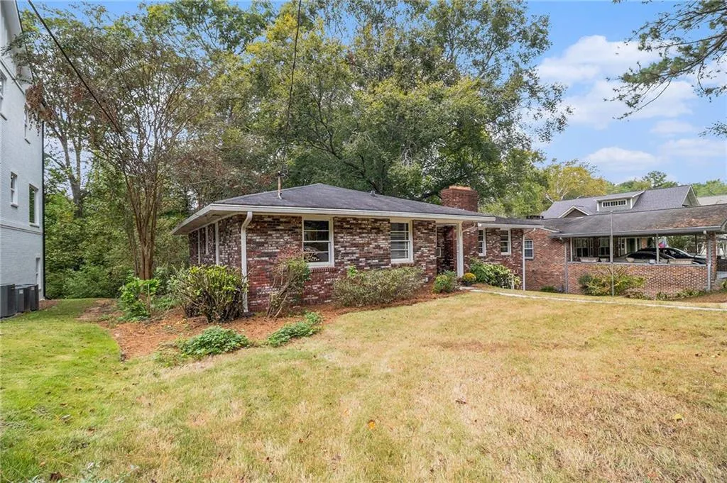 1880 Wellbourne Drive Ne, Atlanta, Georgia 30324, 3 Bedrooms Bedrooms, ,2 BathroomsBathrooms,Residential,For Sale,1880 Wellbourne Drive Ne,7662692