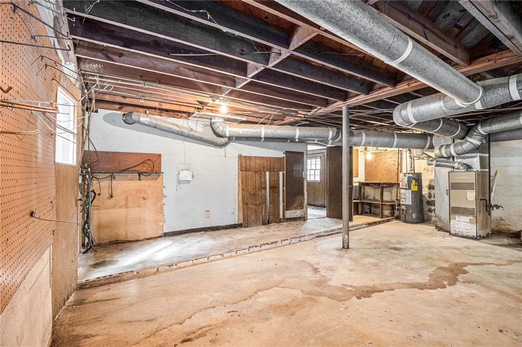 1880 Wellbourne Drive Ne, Atlanta, Georgia 30324, 3 Bedrooms Bedrooms, ,2 BathroomsBathrooms,Residential,For Sale,1880 Wellbourne Drive Ne,7662692